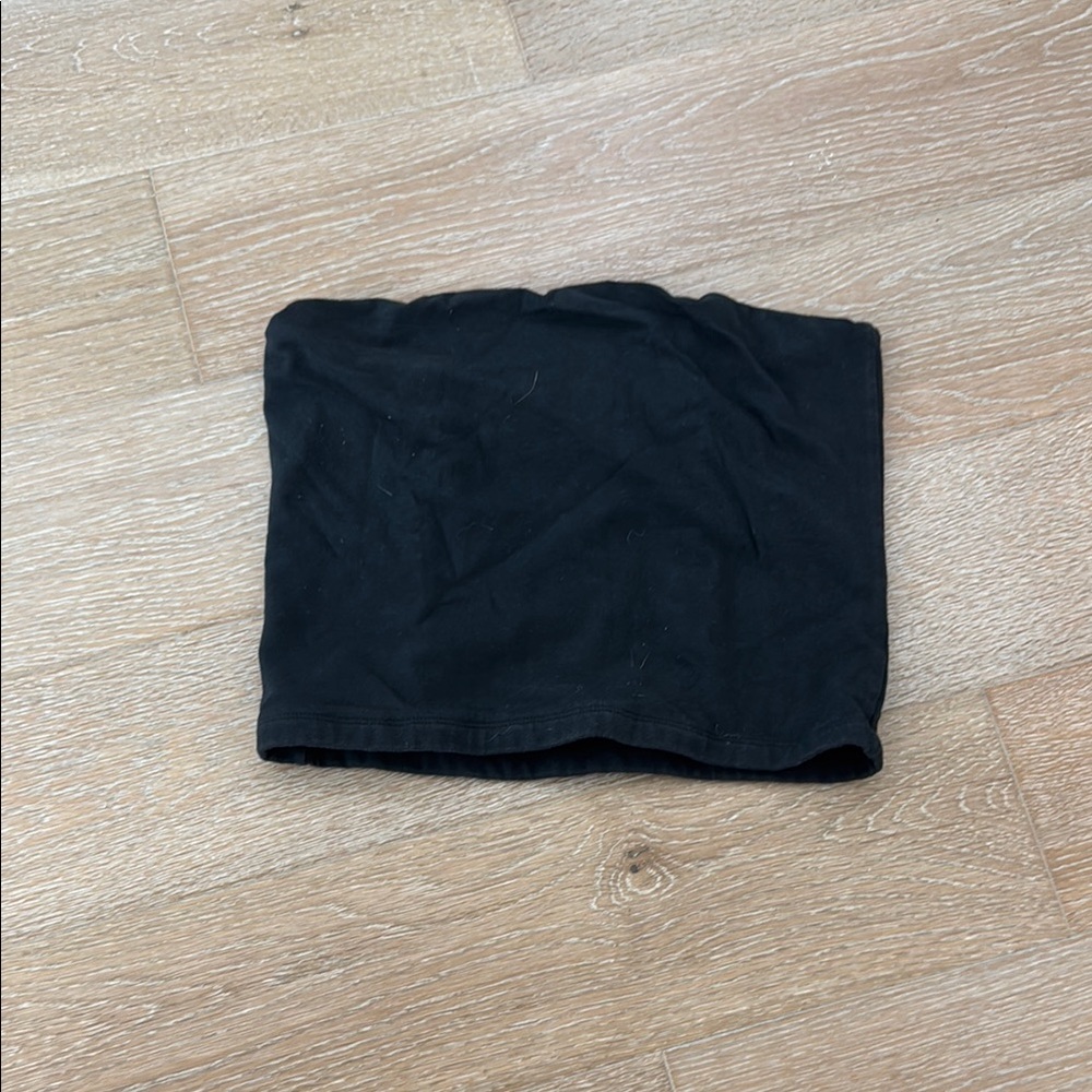 Brandy Melville Black Crop Top